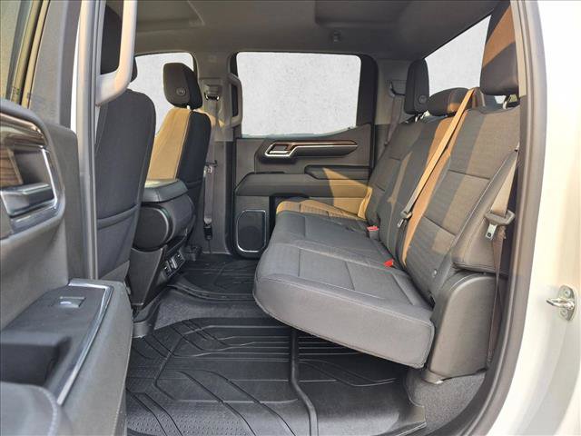 Used 2024 Chevrolet Silverado 1500 LT RWD image 19