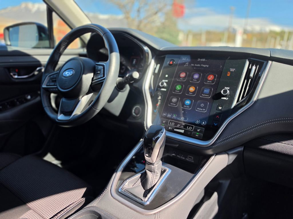 Used 2025 Subaru Outback Premium image 17