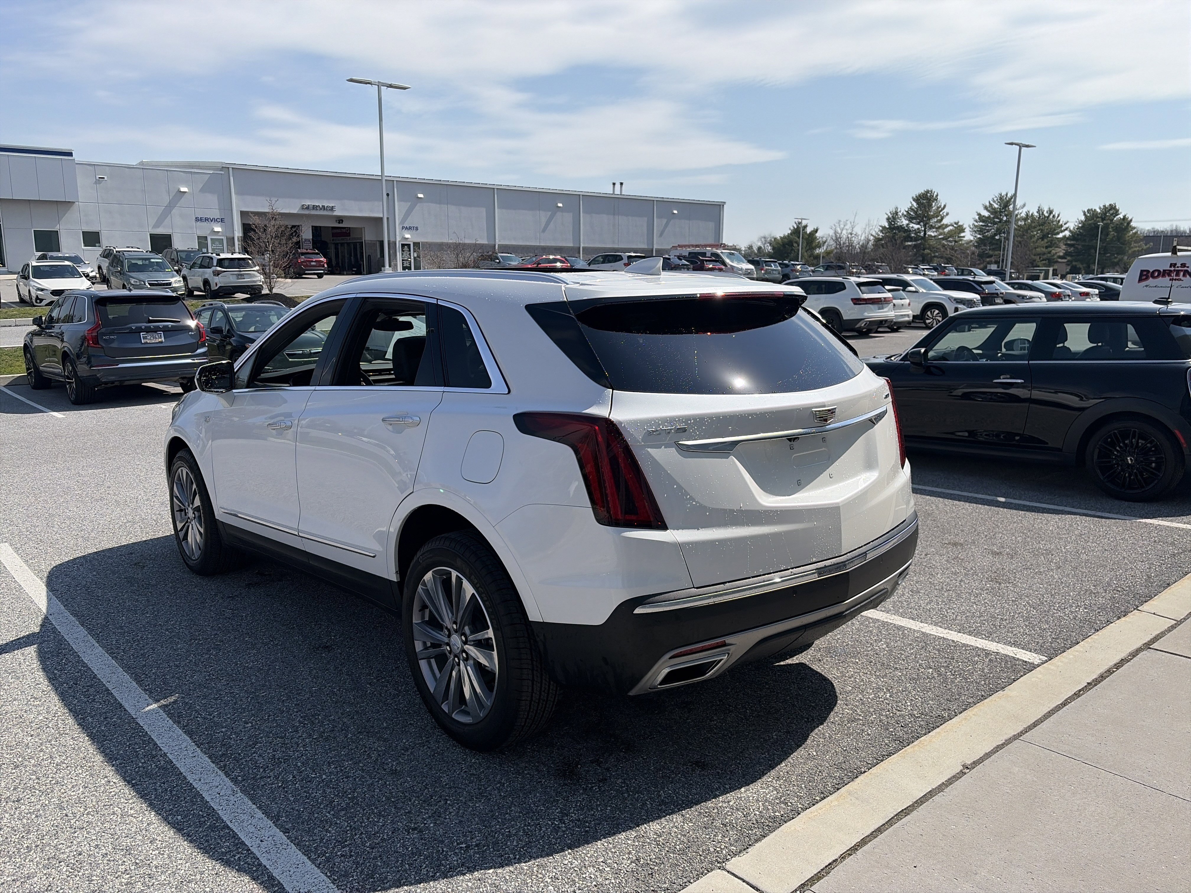 Used 2025 Cadillac XT5 Premium Luxury FWD image 6