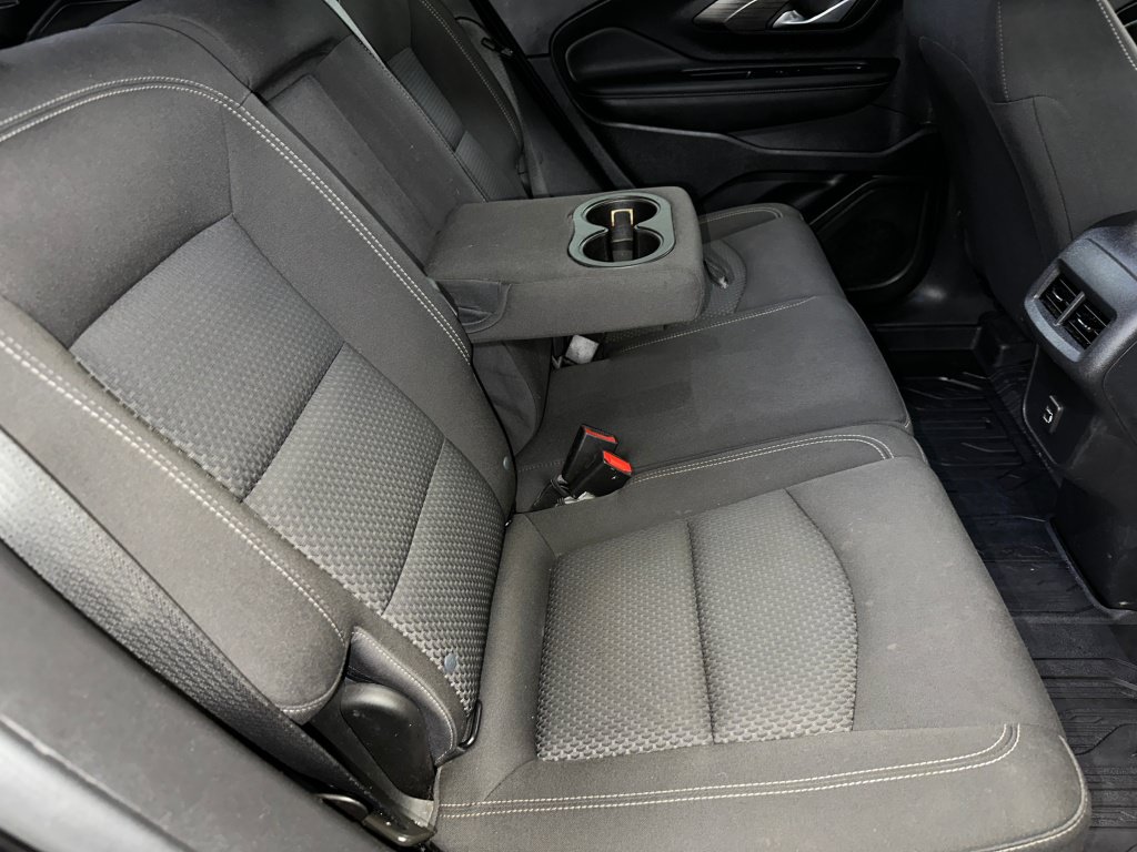 Used 2023 GMC Terrain SLE w/ Driver Convenience Package FWD image 30