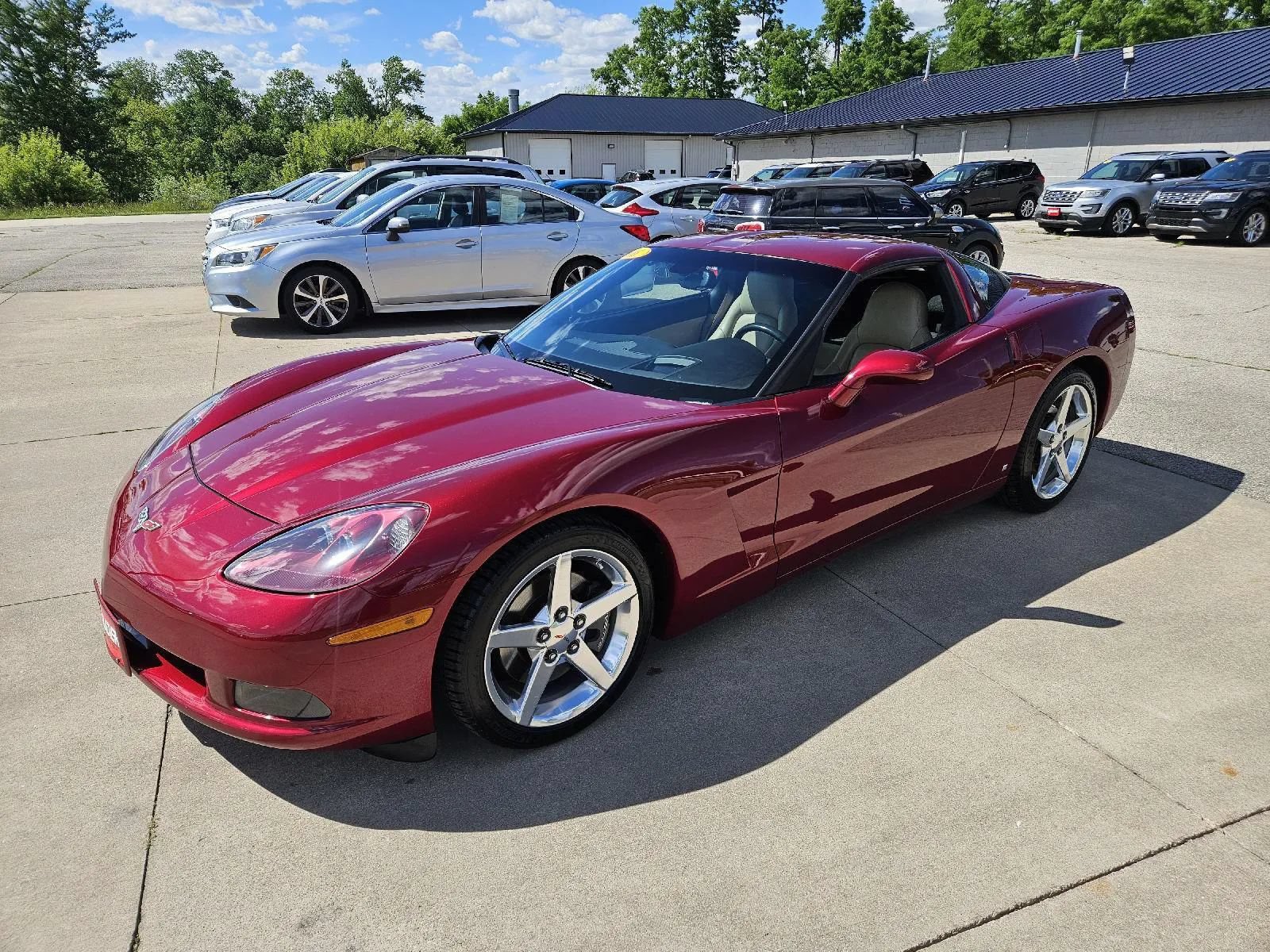 Used 2006 Chevrolet Corvette Coupe w/ Preferred Equipment Group RWD image 3