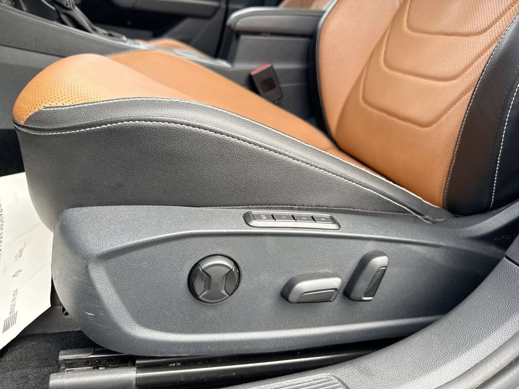 Used 2022 Volkswagen Jetta SEL FWD image 12