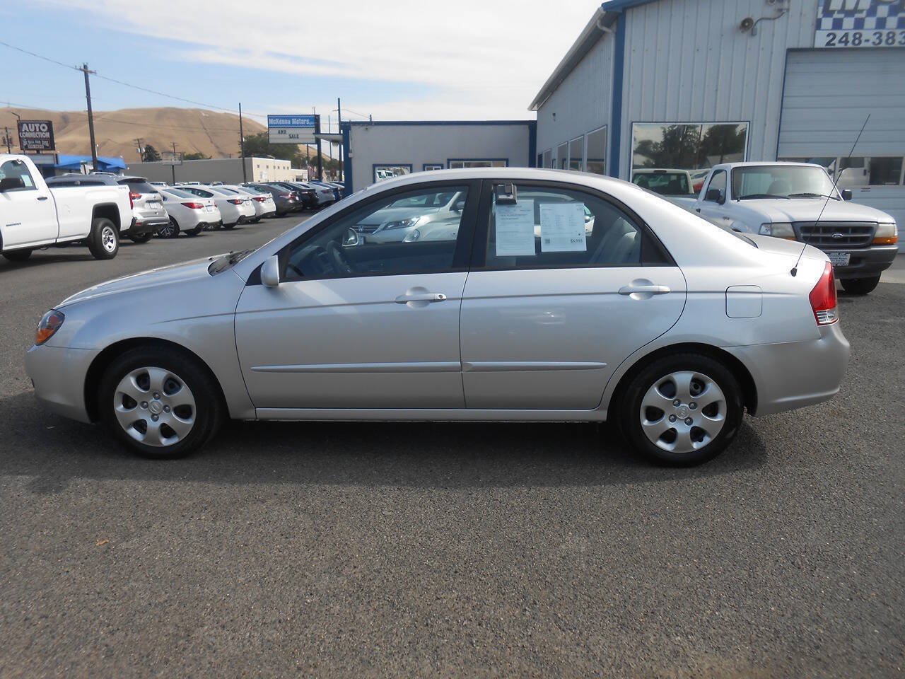 Used 2009 Kia Spectra EX FWD image 6