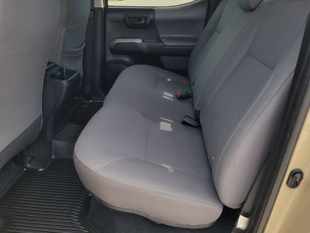 Used 2020 Toyota Tacoma SR5 RWD image 8