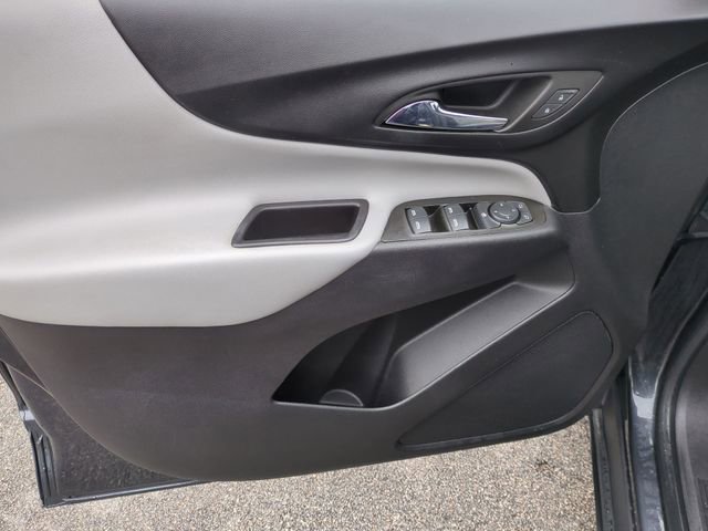 Used 2022 Chevrolet Equinox LS image 12