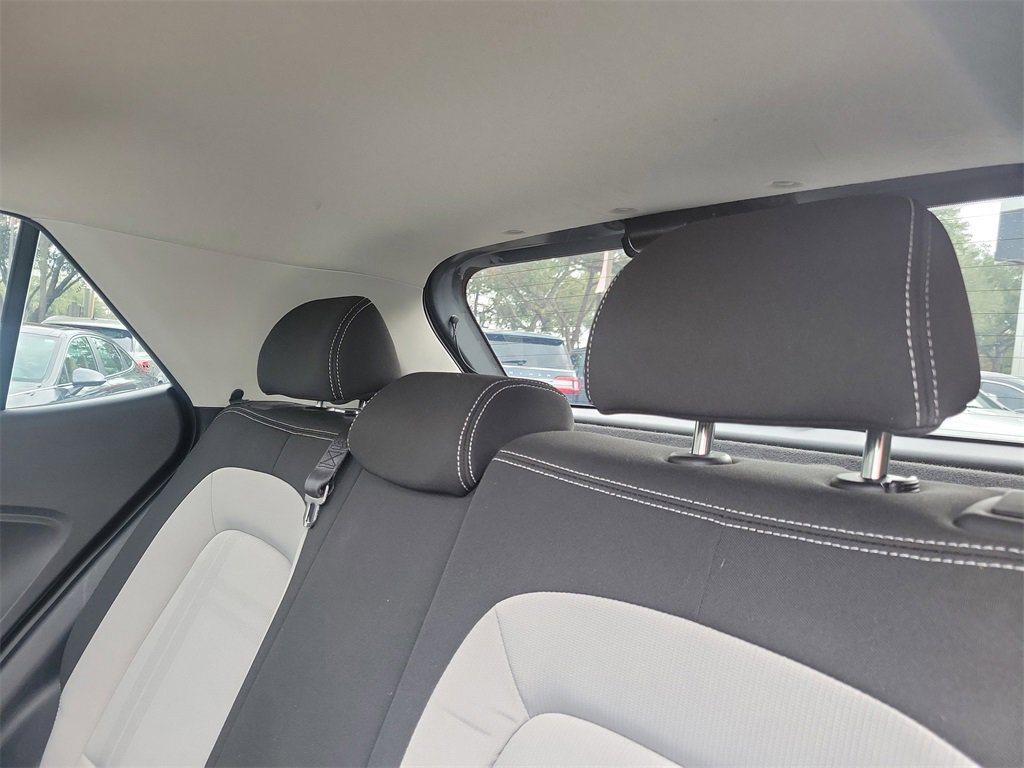 Certified 2023 Hyundai Venue SEL w/ Cargo Package image 13