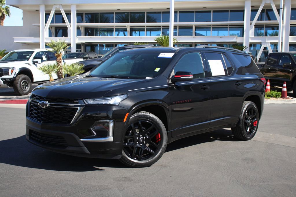Used 2023 Chevrolet Traverse Premier w/ Redline Edition FWD image 1