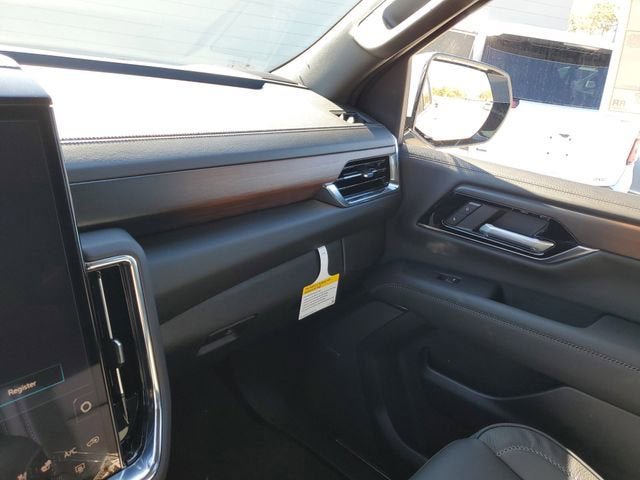 New 2026 GMC Yukon XL Denali w/ Sun & Power Step Package image 25