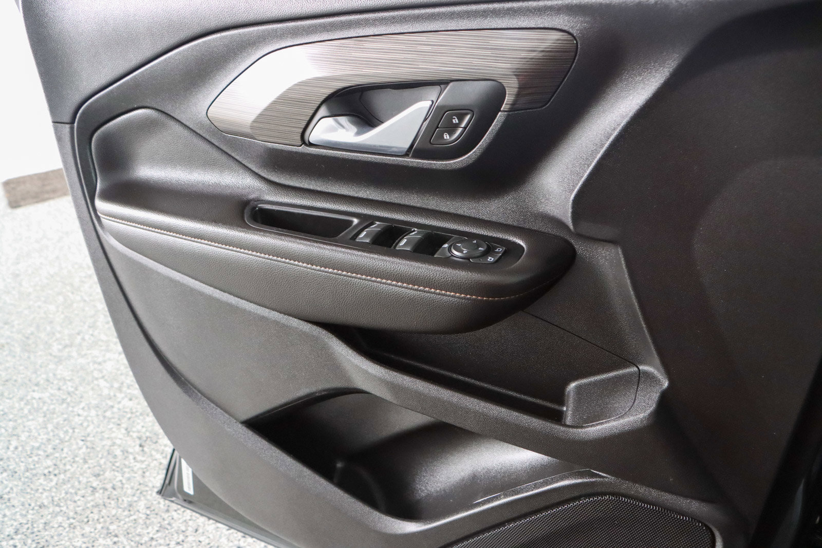 Used 2020 GMC Terrain SLT image 20