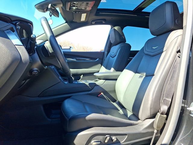 Used 2024 Cadillac XT5 Premium Luxury image 12