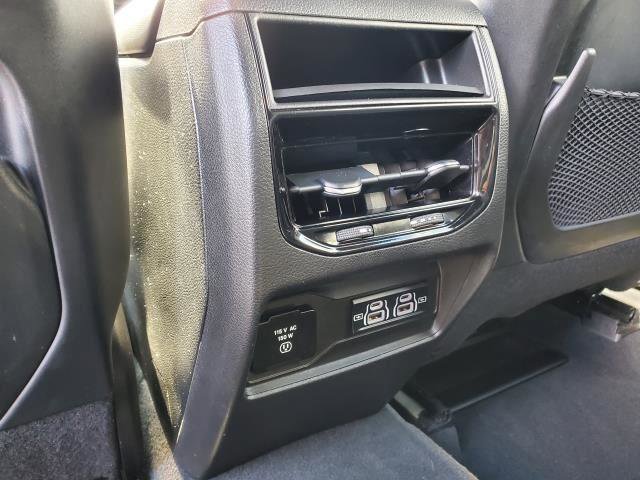 Used 2022 Jeep Grand Cherokee Altitude image 27