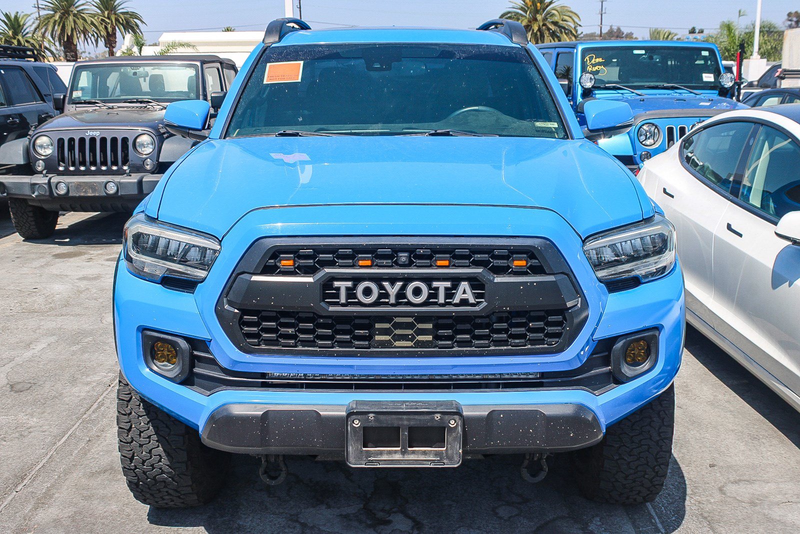 Certified 2021 Toyota Tacoma TRD Off-Road w/ TRD Premium Off Road Package AWD/4WD image 3
