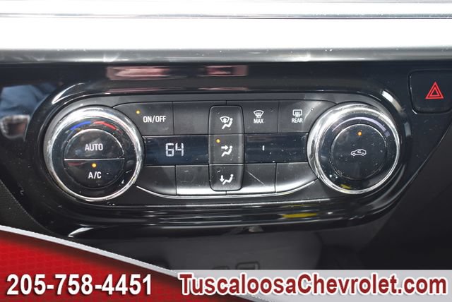 Used 2025 Chevrolet Trax LT FWD image 33