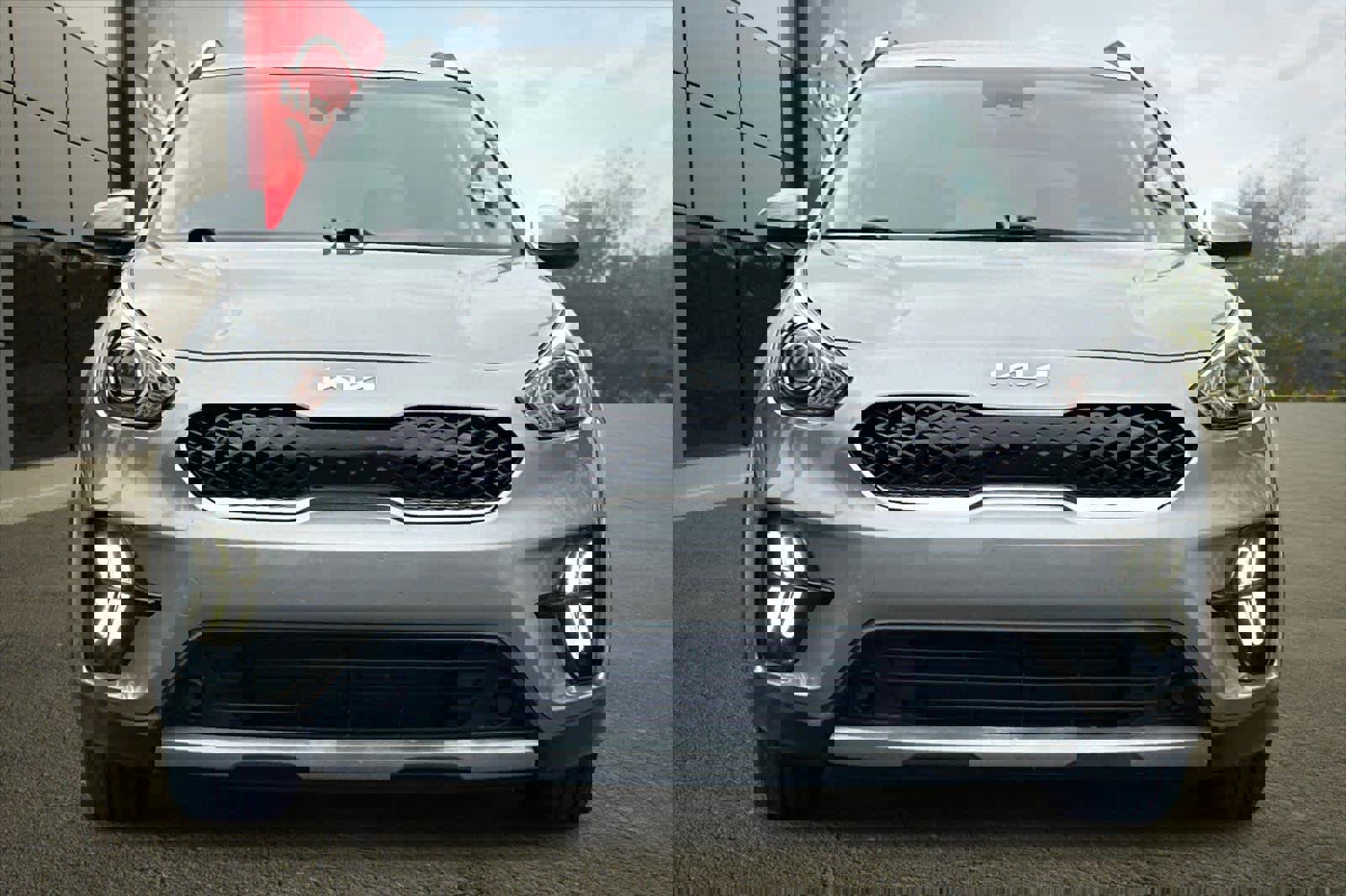 Used 2022 Kia Niro LXS image 11