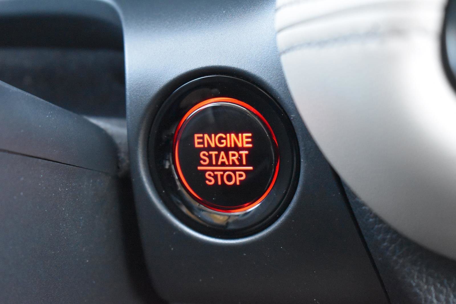 Used 2024 Honda HR-V EX-L image 9