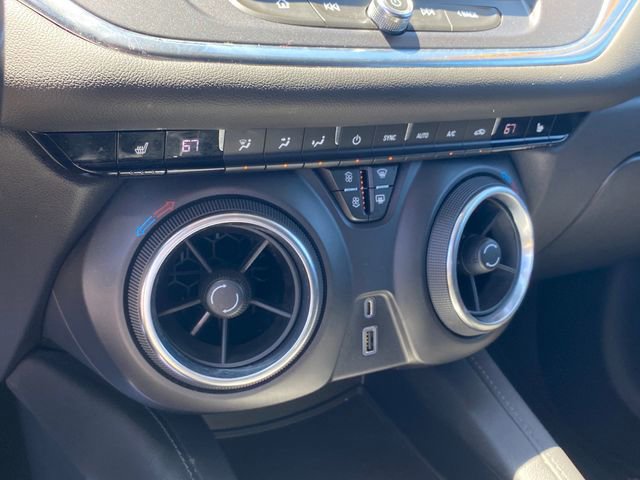 Used 2019 Chevrolet Blazer LT FWD image 12