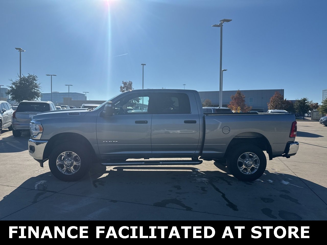 Used 2024 RAM 2500 Big Horn w/ Safety Group image 5