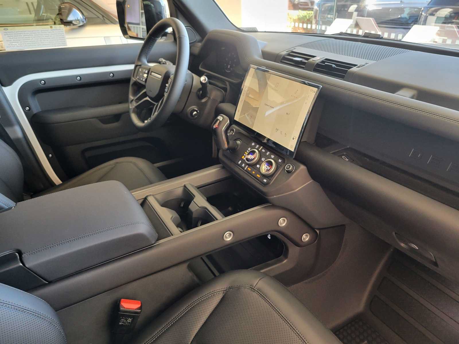 New 2026 Land Rover Defender 110 S AWD/4WD image 12