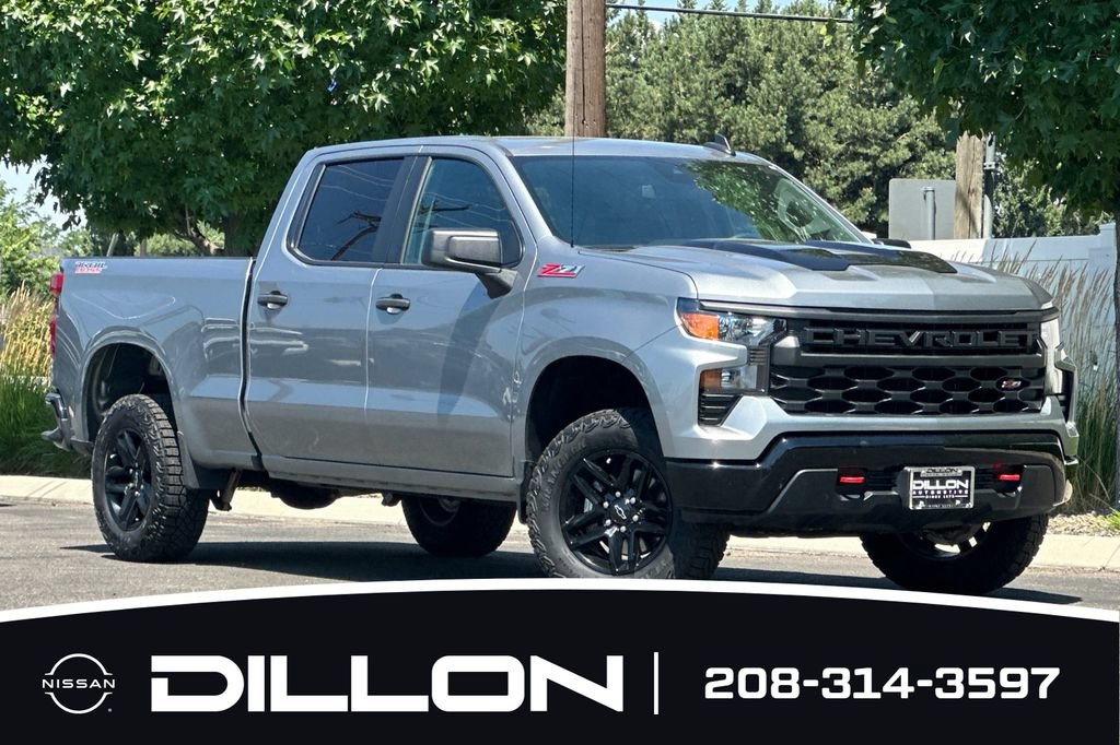 Used 2025 Chevrolet Silverado 1500 Custom Trail Boss AWD/4WD image 2