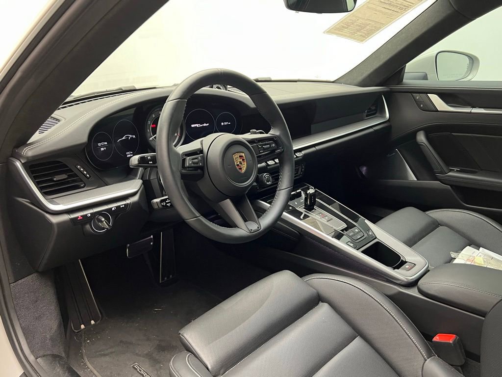 Certified 2024 Porsche 911 Turbo AWD/4WD image 4