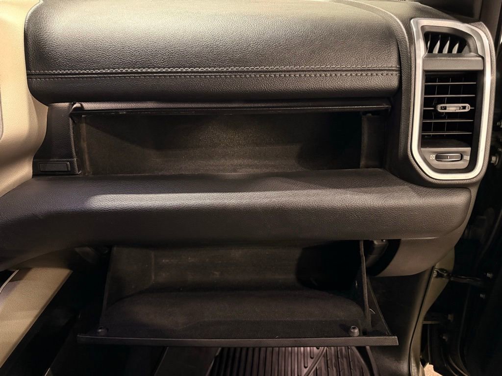 Used 2019 RAM 1500 Laramie image 32