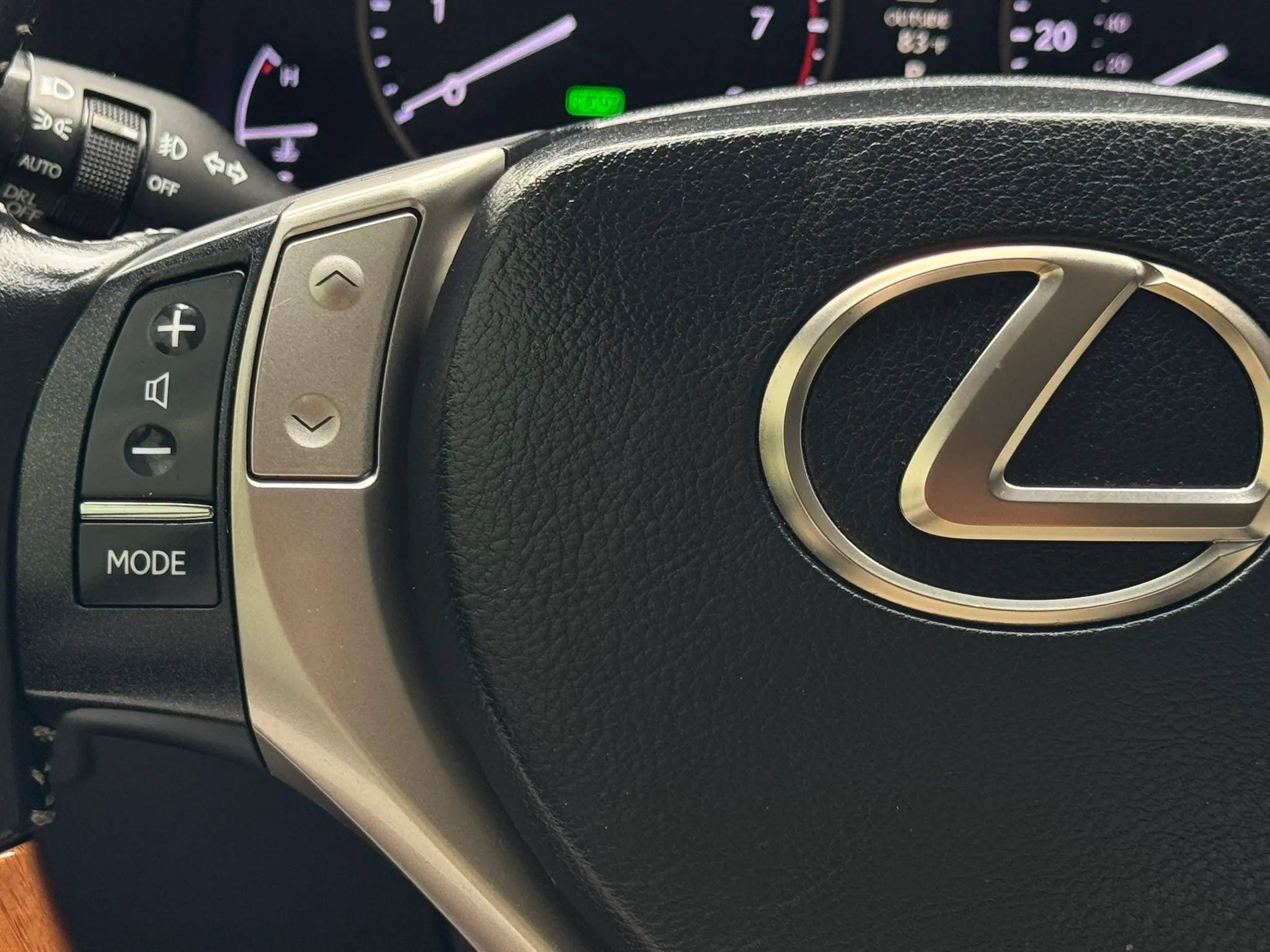 Used 2013 Lexus ES 300h w/ Premium Pkg FWD image 31