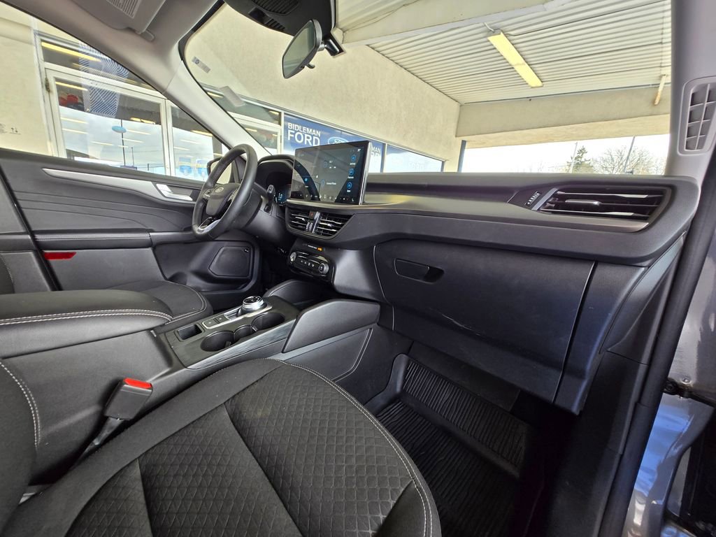 Used 2023 Ford Escape Active w/ Tech Pack #2 image 28