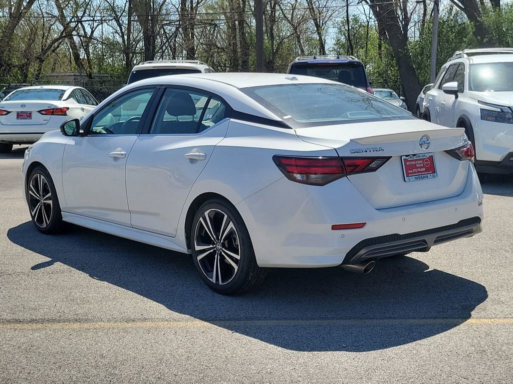 Used 2022 Nissan Sentra SR w/ Trunk Package image 3