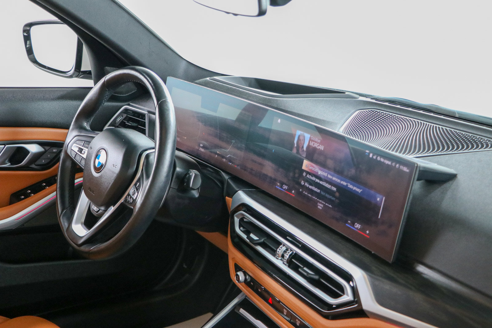 Used 2023 BMW 330i Sedan w/ Premium Package RWD image 25