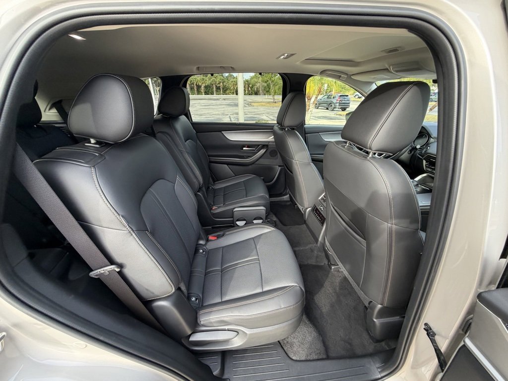 Used 2024 MAZDA CX-90 3.3 Turbo w/ Preferred Package image 33