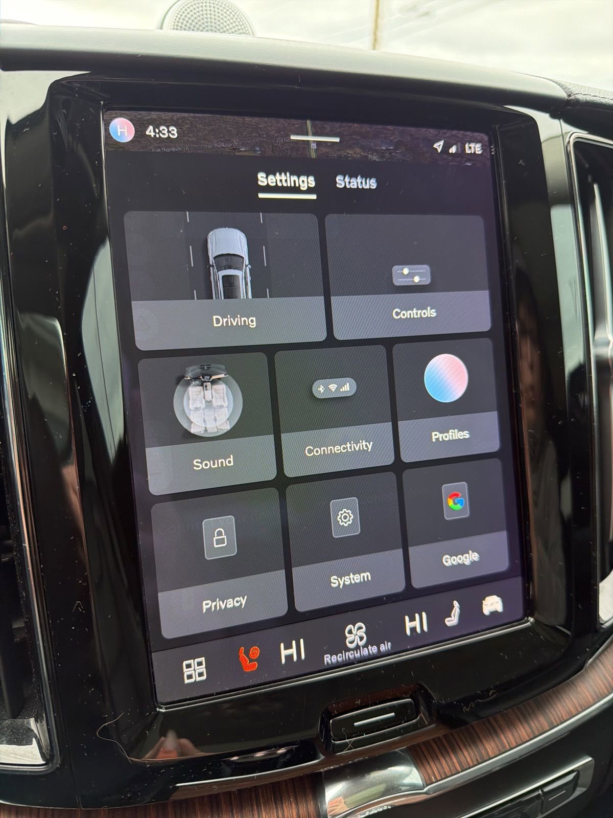 Used 2023 Volvo XC60 B5 Ultimate image 29