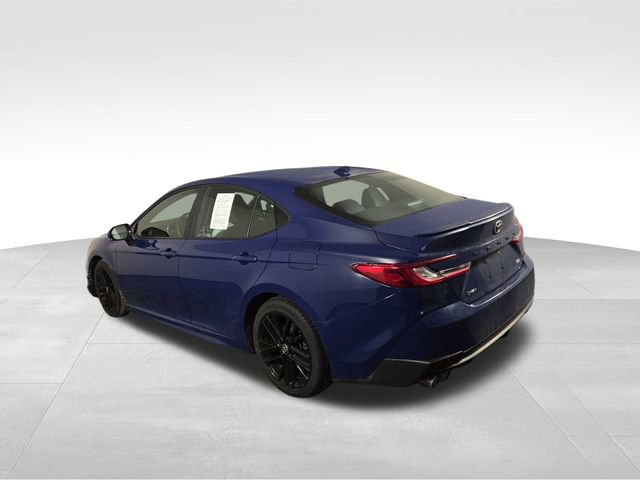 Used 2025 Toyota Camry SE image 10