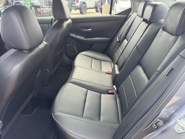 Used 2020 Nissan Sentra SR w/ Premium Package FWD image 28
