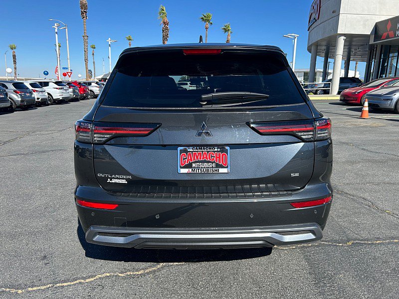 New 2026 Mitsubishi Outlander SE FWD image 4