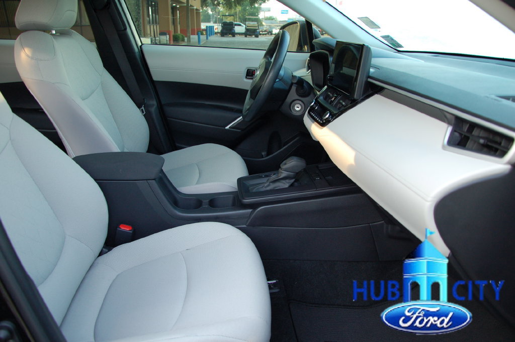 Used 2026 Toyota Corolla Cross L FWD image 16