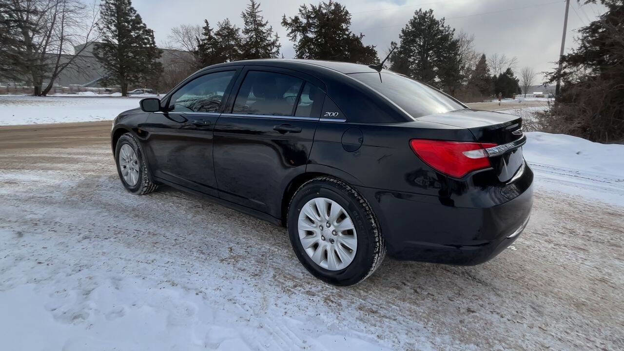 Used 2011 Chrysler 200 LX image 3