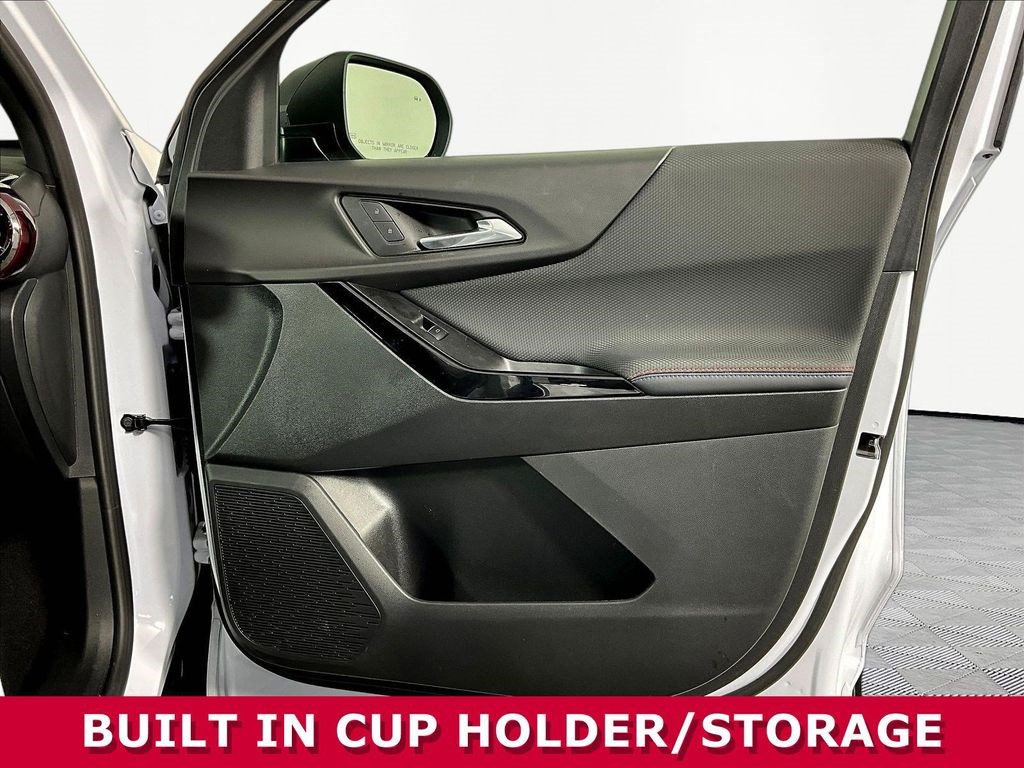 Used 2026 Chevrolet Equinox RS FWD image 25