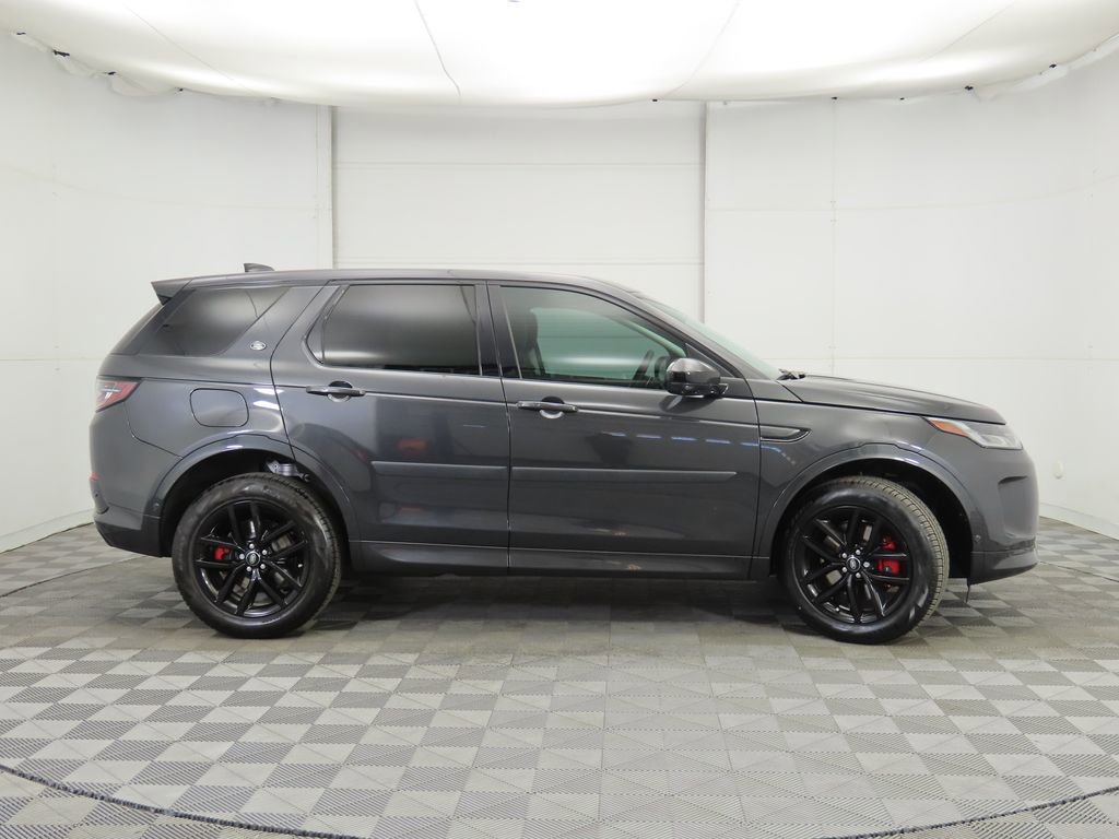 Used 2025 Land Rover Discovery Sport S image 4