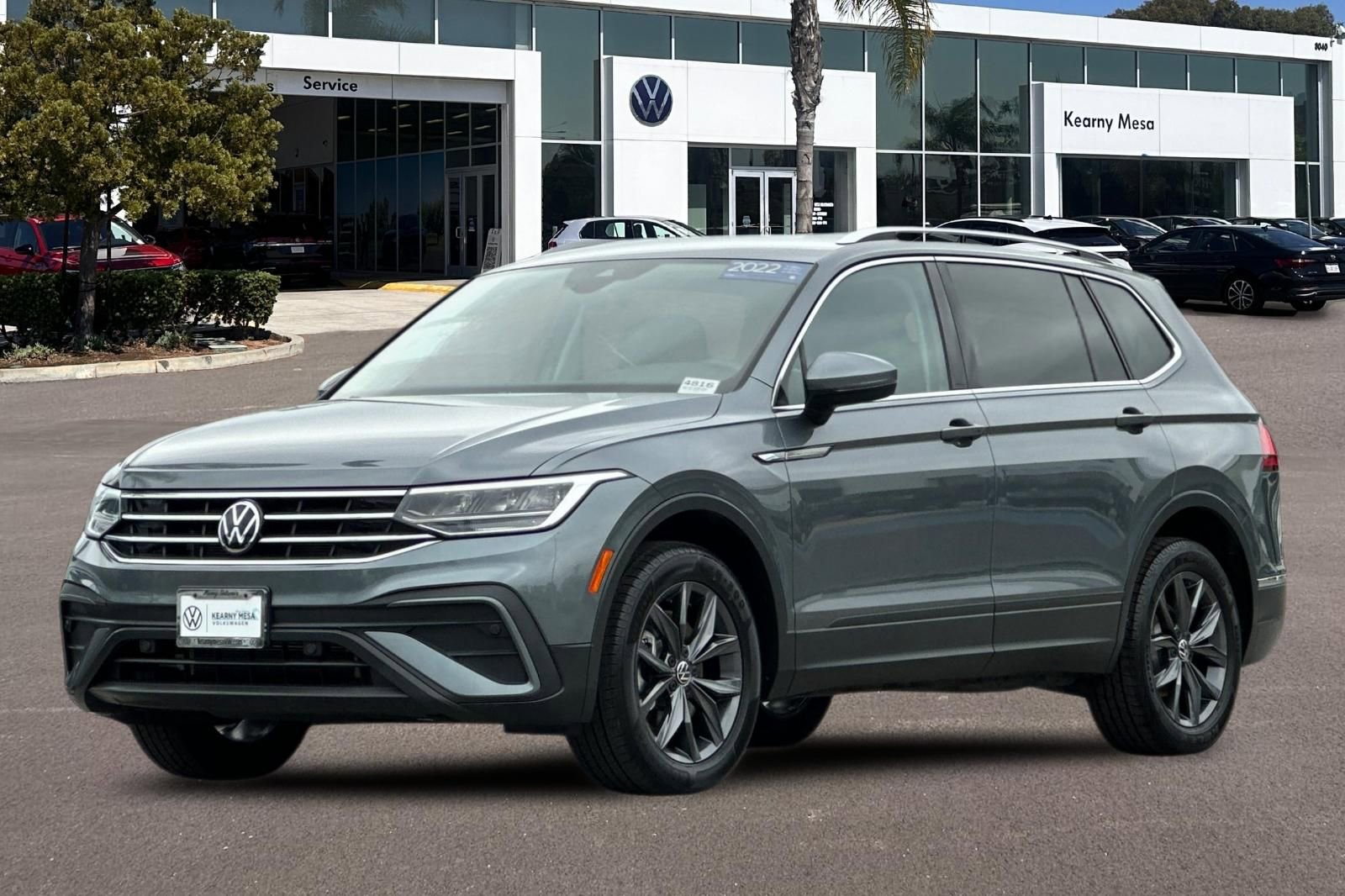 Used 2022 Volkswagen Tiguan SE FWD image 8