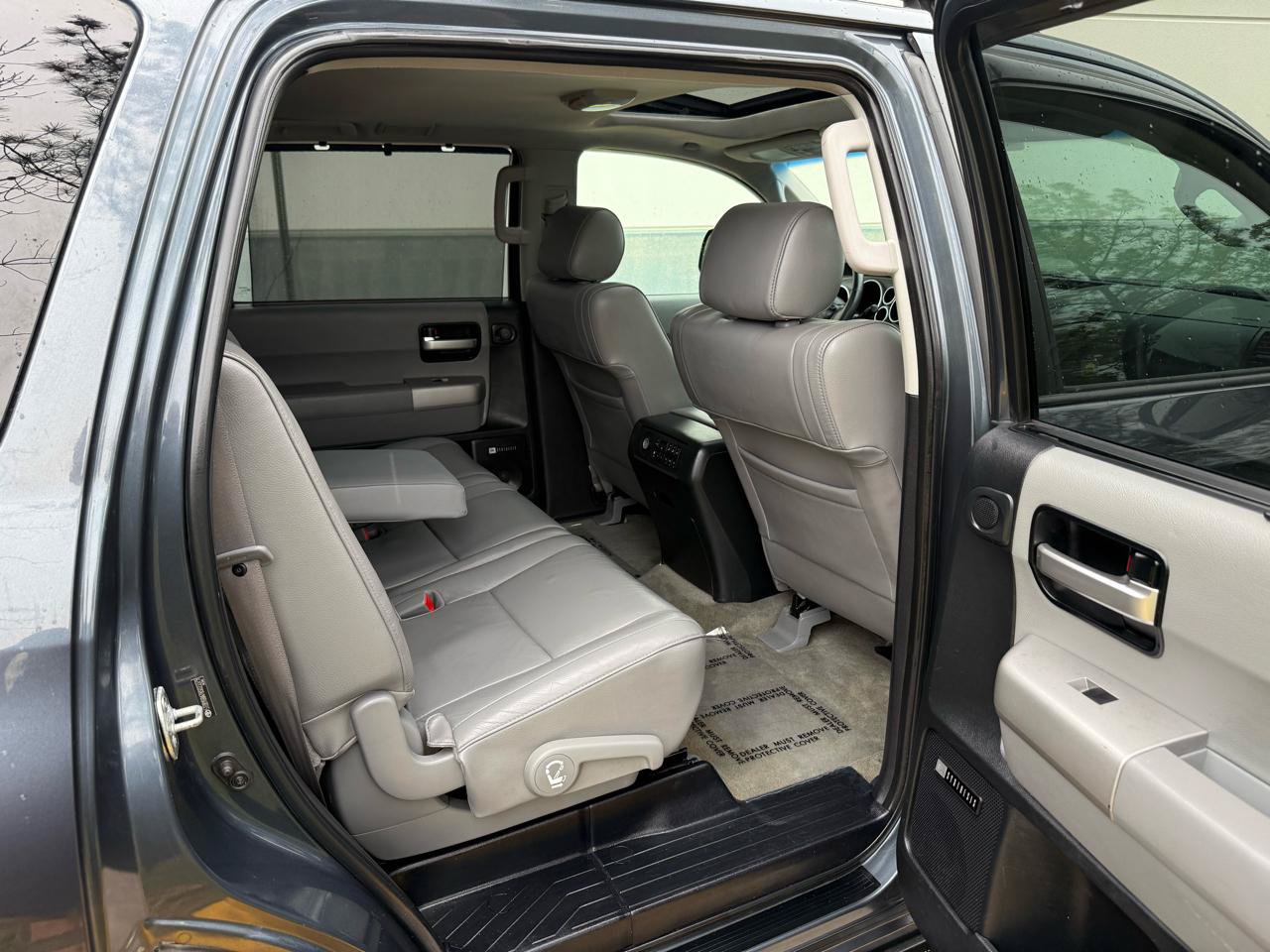 Used 2008 Toyota Sequoia Limited AWD/4WD image 29