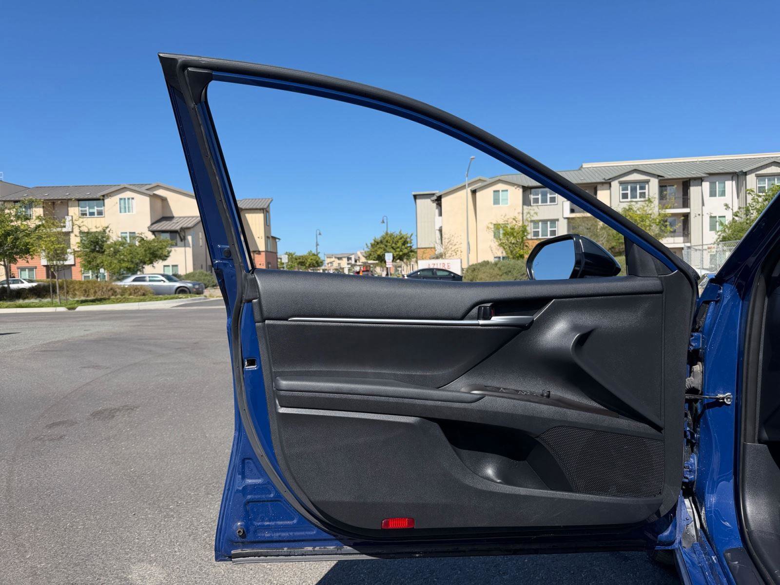 Used 2024 Toyota Camry SE w/ Convenience Package FWD image 14