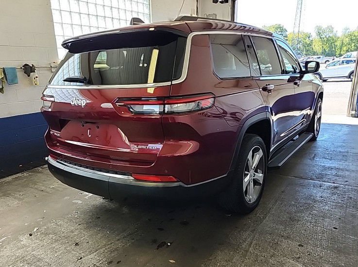Used 2022 Jeep Grand Cherokee L Limited AWD/4WD image 3