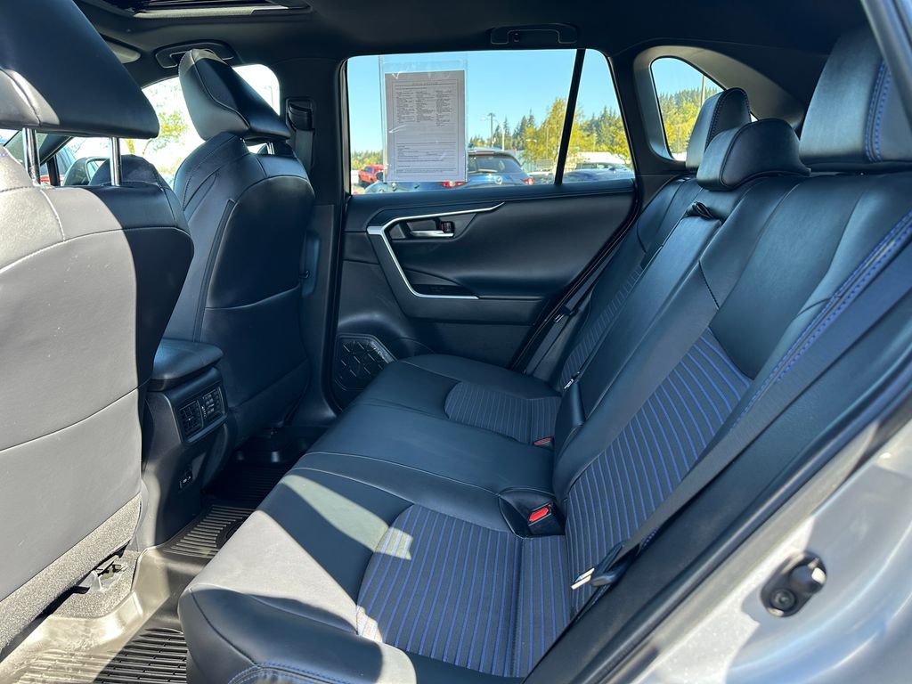 Used 2022 Toyota RAV4 XSE AWD/4WD image 14