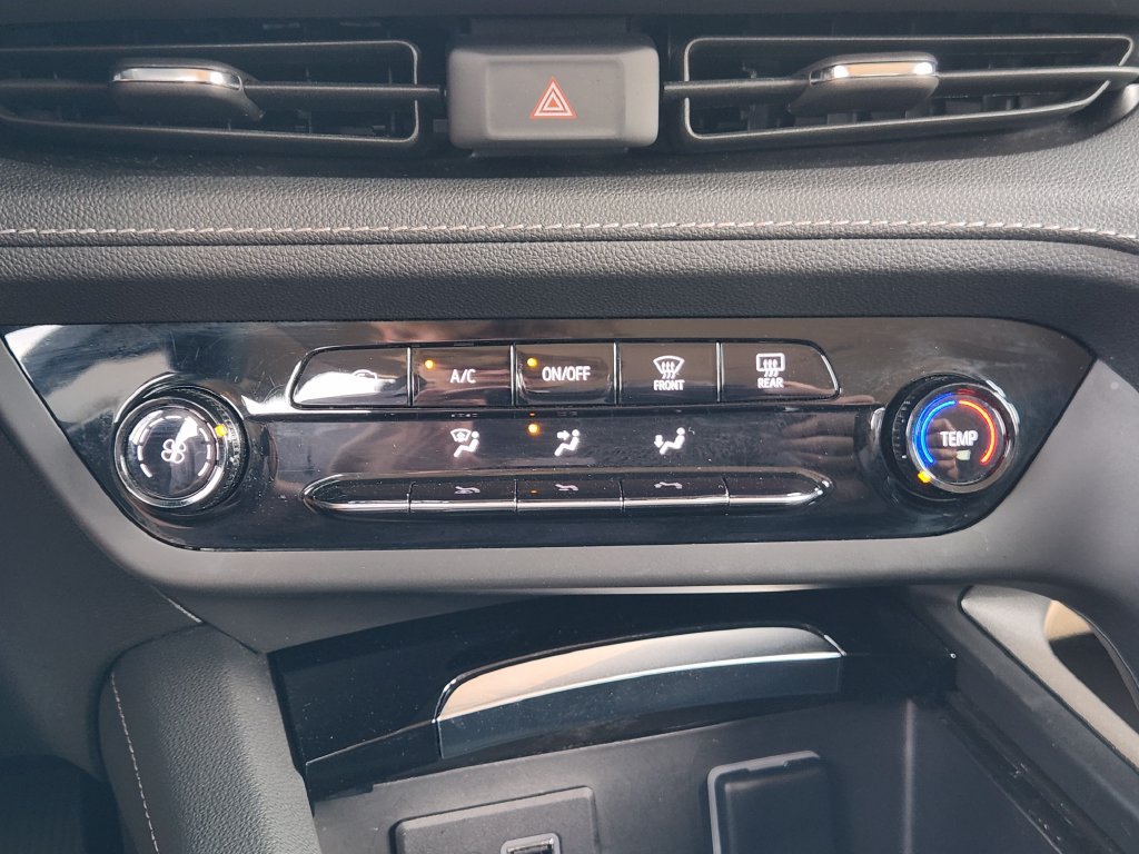 Used 2021 Buick Envision Preferred FWD image 18