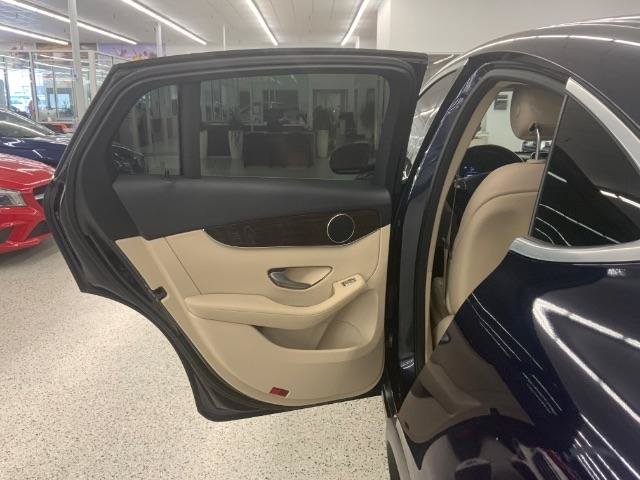 Used 2017 Mercedes-Benz GLC 300 4MATIC Coupe image 30