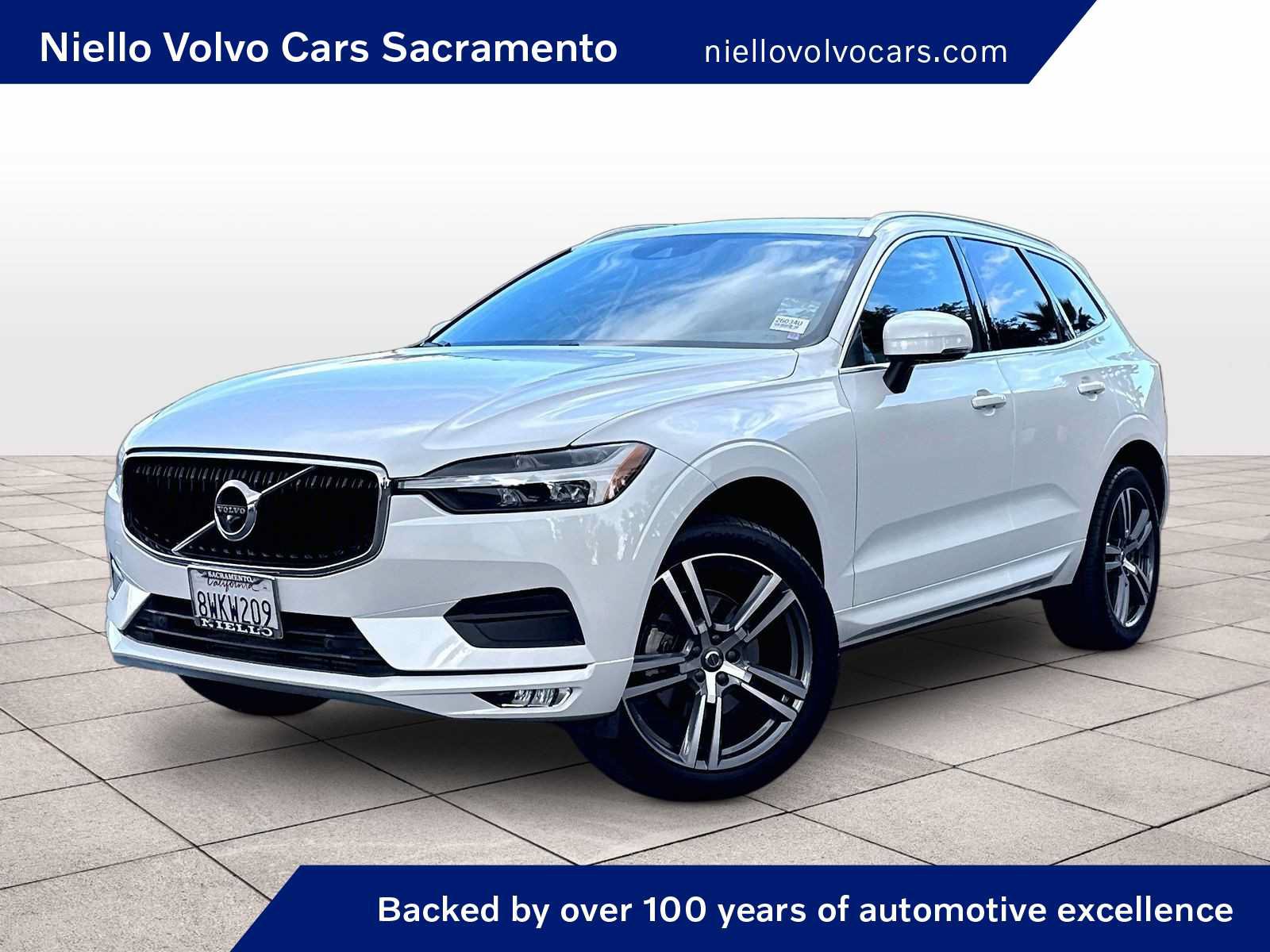 Used 2021 Volvo XC60 T5 Momentum w/ Advanced Package AWD/4WD image 1
