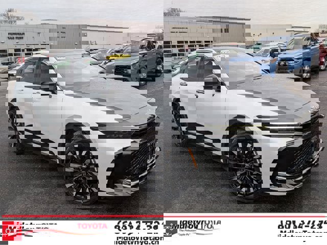 Used 2023 Toyota Crown Platinum