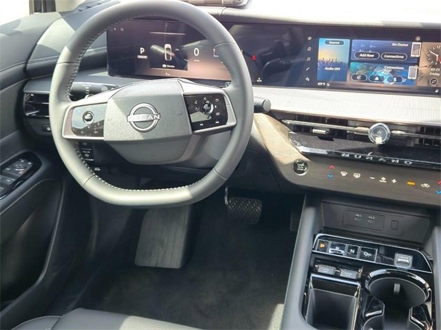 Certified 2025 Nissan Murano SV image 9