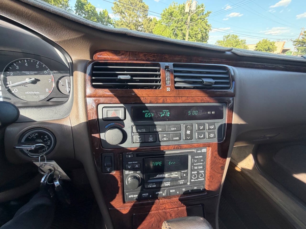 Used 1998 INFINITI Q45 Touring RWD image 13