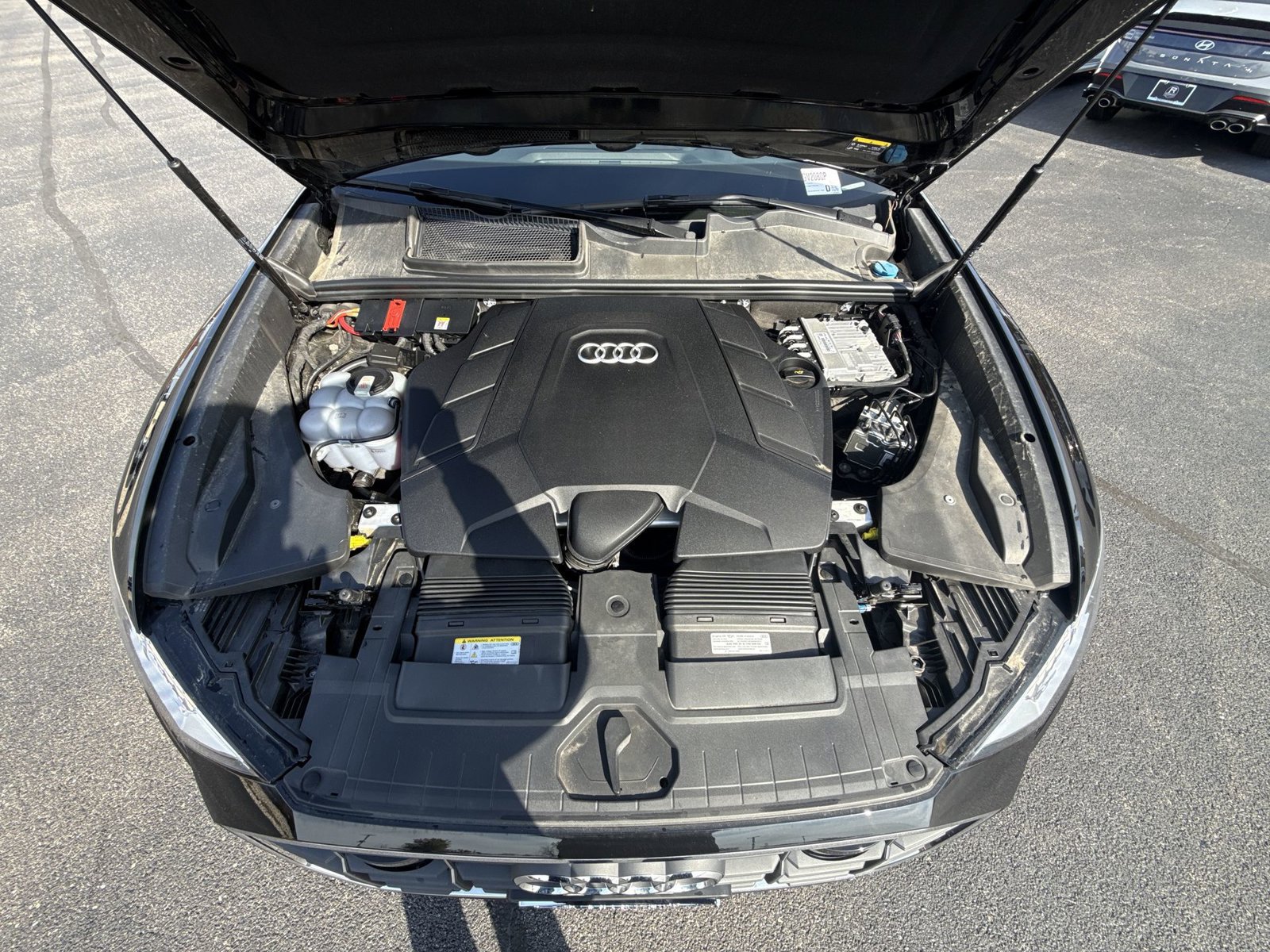 Used 2023 Audi Q8 Premium w/ Convenience Package AWD/4WD image 28